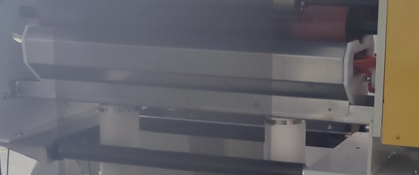 薄膜表麵處理機.png 薄膜表麵處理機.png